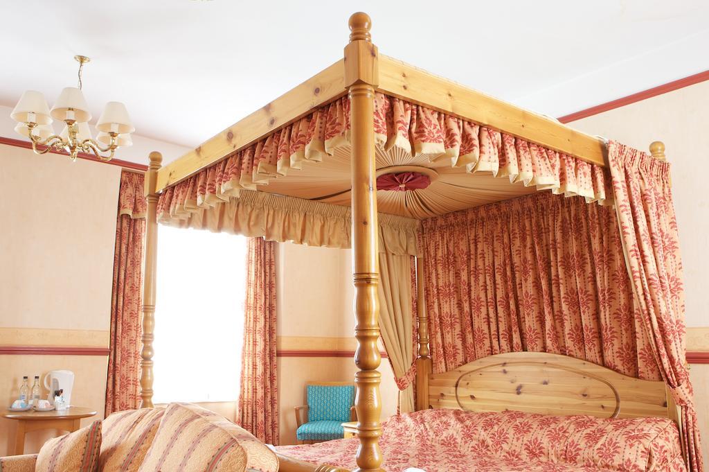 Radstock Hotel Near Bath 外观 照片