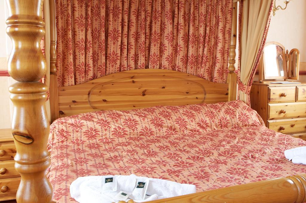 Radstock Hotel Near Bath 外观 照片