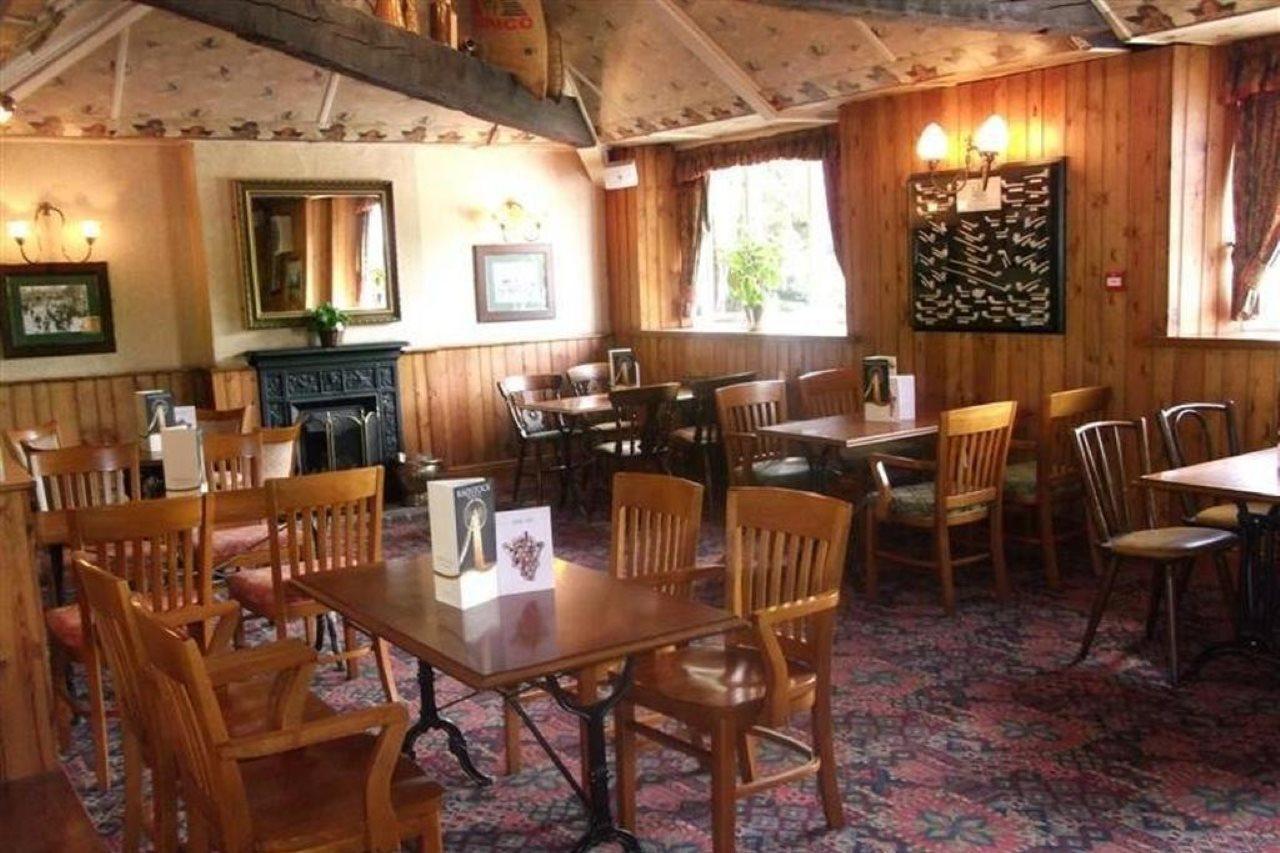 Radstock Hotel Near Bath 外观 照片